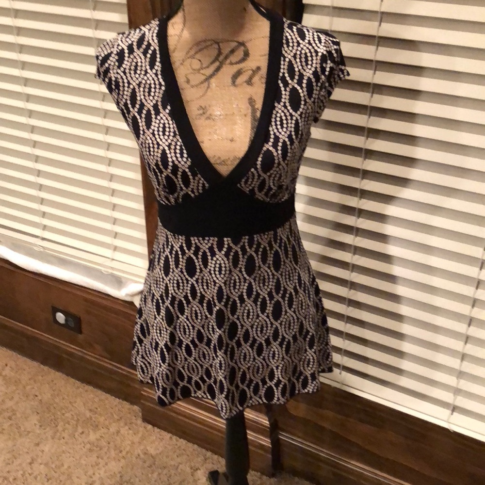 A Byer short sleeve Blouse Size Large